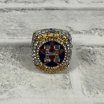 Anillo réplica George Springer 2017 campeón de la Serie Mundial de los Astros de Houston Foto 1 de 4