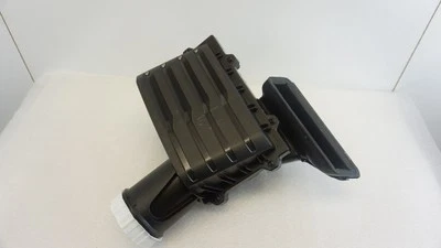 Original VW Audi Scatola Filtro Aria Con Elemento 5Q0129601BB 5Q0129706AQ a67 - Immagine 1 di 4