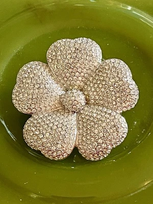 Broche prendedor flor SWAROVSKI Austria Marylou pavé cristales esmaltados cisne trasero Foto 1 de 4
