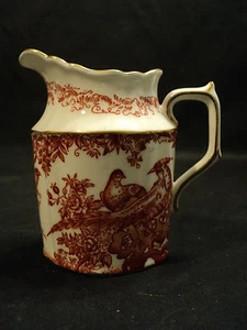BEAUTIFUL ROYAL CROWN DERBY PORCELAIN "RED AVES" CREAMER, GOLD TRIM - Picture 1 of 7