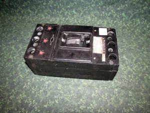 Interruptor de circuito Westinghouse 150 AMP - Cat# JA3150W (41423-B3) - Imagen 1 de 7