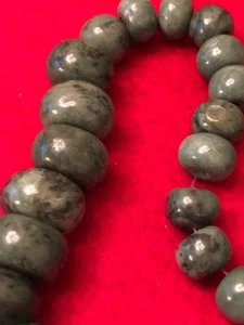 Filo di perline Rondelle giada guatamala verde graduato stile Maya messicano nuovo 19,25" - Foto 1 di 10