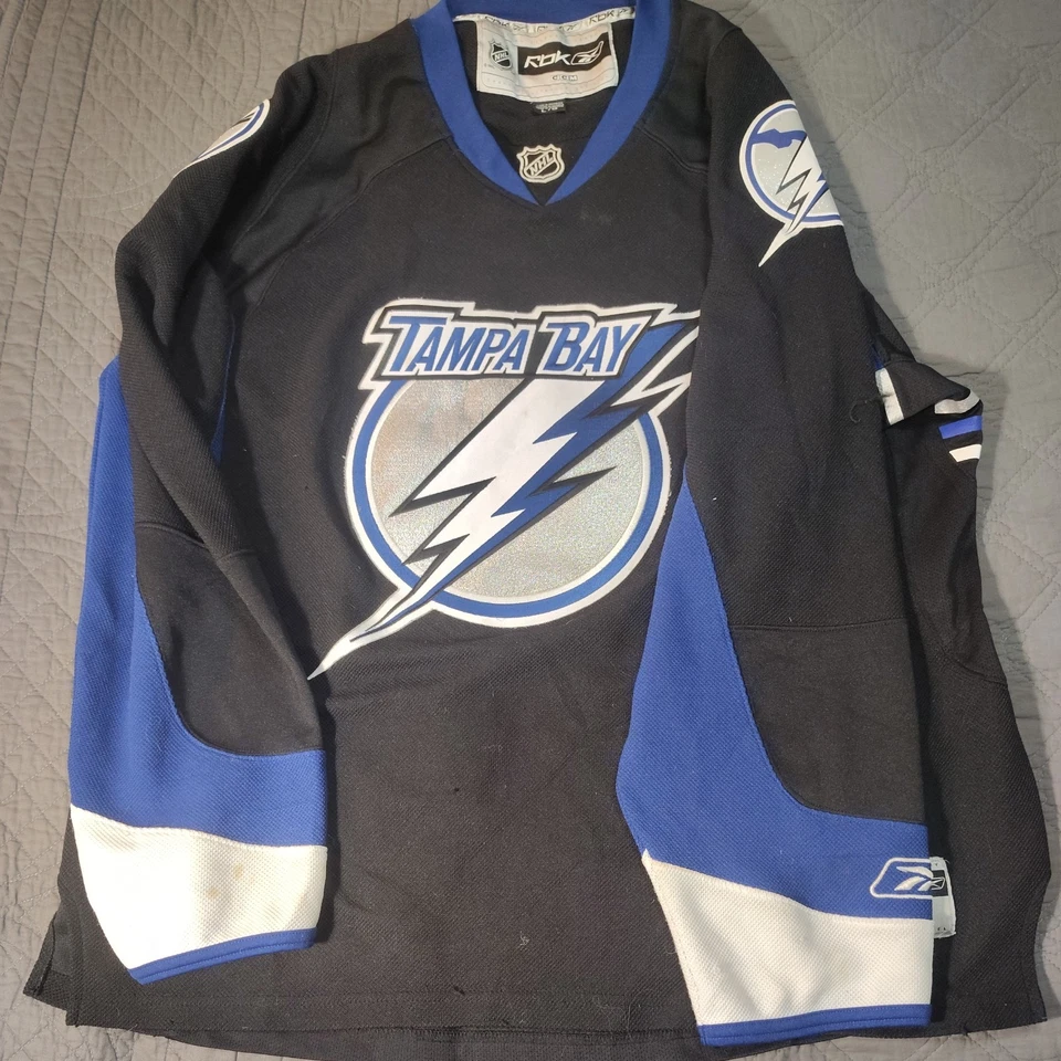 Reebok Tampa Bay Lightning NHL Official Jersey Mens large Black Blue Hockey - Image 1 of 4