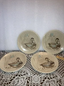 4 Vtg Red Wing Pottery Bob White Quail Salad Bread Plates 8" MCM Blue Birds - Picture 1 of 7