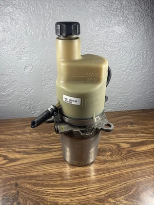 04-13 Volvo S40 V50 C70 C30 Electric Power Steering Pump W/ Bracket 5N513K514AD - Image 1 of 4