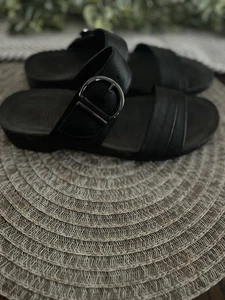 New Without The Box, Munro Marissa Black Sandals Size 7.5 - Picture 1 of 2
