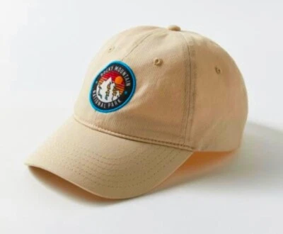 Gorra ajustable Urban Outfitters Parque Nacional de las Montañas Rocosas Nueva sin etiquetas $32 Foto 1 de 4