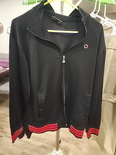 Foto 1 di 7