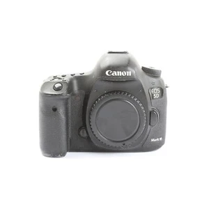 Canon EOS 5d Mark III + 207 k Shutter Count + Good (269063) - Afbeelding 1 van 7