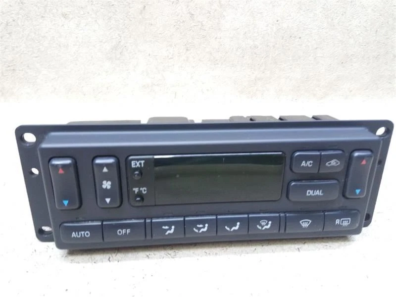 Control de clima de temperatura automático 4L2418C612AB para Ford Explorer B214 04-05 Foto 1 de 4