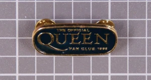 Queen Freddie Mercury Brian May Badge Pin Original Vintage Int Fan Club 1995 - Imagen 1 de 12