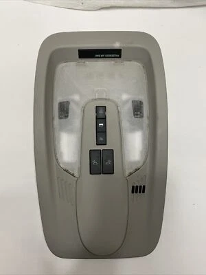 2010-2015 GMC Terrain Dome Light Map Light Roof Mounted Console USED OEM - Image 1 of 3
