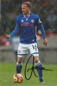 ROCHDALE: MATT DONE SIGNED 6x4 ACTION PHOTO+COA - Picture 1 of 1