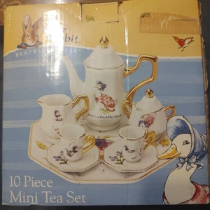Beatrix Potter Peter Rabbit 10 Piece Mini Tea Set & Box Childrens - Picture 1 of 17