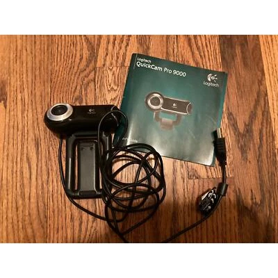 Logitech Quick Cam Pro 9000 Webcam. Carl Zeiss 2MP auto-focus lens. Windows - Image 1 of 2