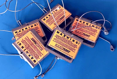 5 Rock Steady Metal Stabilizing Clips for Drywall Sheetrock etc - Image 1 of 2