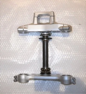 PIASTRA STERZO SUZUKI GSR 600 2006 2011 HANDLEBAR FORK FIXING  - Picture 1 of 3