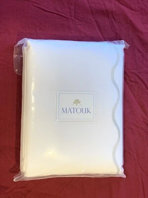 Matouk Lanai Coverlet Set Full/Queen INCLUDES 2 Shams White/Silver ($495) - Image 1 of 4