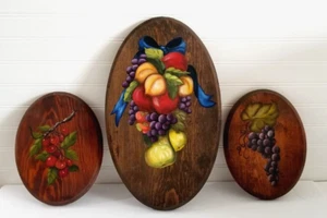 Lot of 3 Vintage Oil Painting Fruit on Oval Wood Boards Wall Art Signed 1970 - Picture 1 of 20