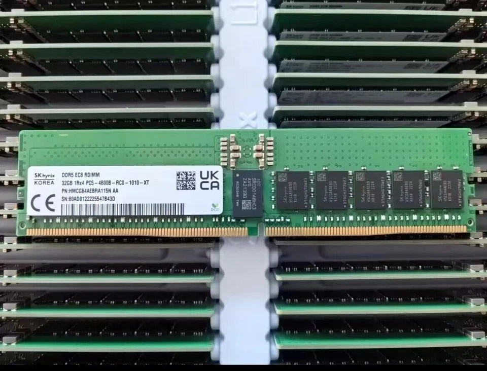 32GB DDR5 SK hynix REG ECC RDIMM 1RX4 PC5-4800B Server  memory HMCG84AEBRA115N - Image 1 of 1
