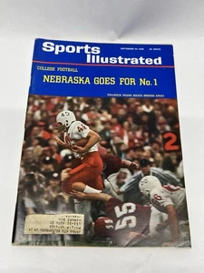 Revista Sports Illustrated vintage del 20 de septiembre de 1965 Nebraska va por el no. 1 - Imagen 1 de 2