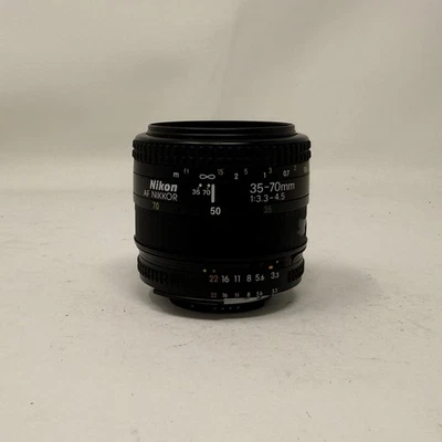 Lente de zoom Nikon AF Nikkor 35-70mm f/3.5-4.5 - Imagem 1 de 3
