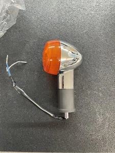 87-99 Kawasaki Vulncan 1500 front turn signal assembly 23037-1243 - Picture 1 of 3