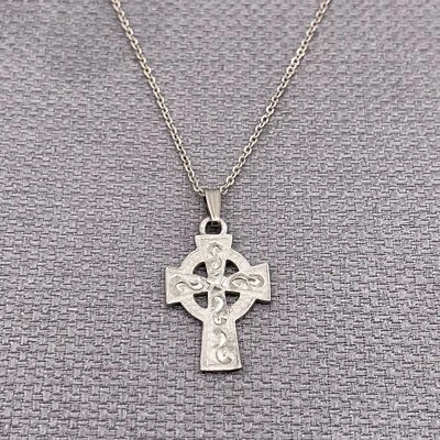 Collar Colgante Cruz Celta Estaño Grabado a Mano 925 NV Cadena Esterlina Foto 1 de 4