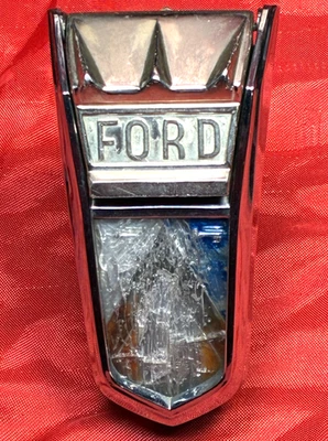 1962 1963 FORD FALCON TRUNK LID / LUGGAGE COMPARTMENT LOCK ASSEMBLY - Image 1 of 4