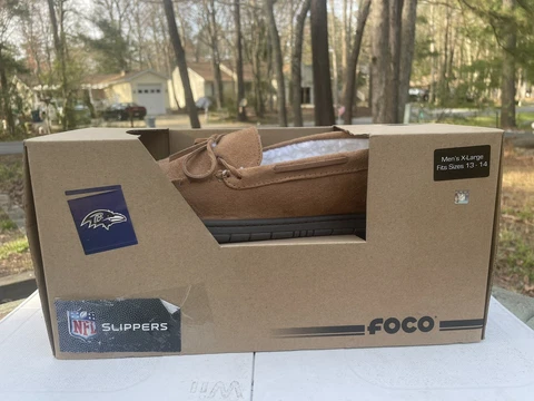 Baltimore Ravens NFL foco Forever Collectibles Classic Tan Team Logo XL Slippers Cover