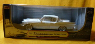 ANSON COLLECTION 1957 STUDEBAKER GOLDEN HAWK WHITE 1:18 DIE CAST - Image 1 of 4