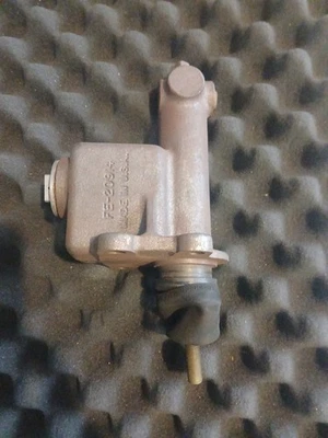 Cilindro maestro Chevrolet/Pontiac 1955-1961 nuevo de lote original - Wagner Lockheed FE-20914 Foto 1 de 3