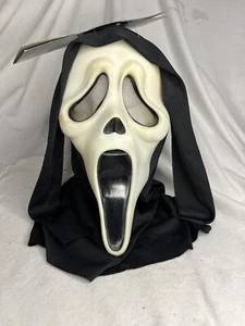 NEW With Tag Ghostface Mask Tagged Jan-Mar 2010 Scream 4 Funworld Mask - Picture 1 of 12