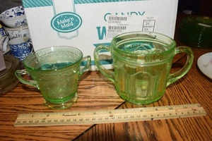 Green Depression Glass Sugar Bowl Pair Patterns Unknown - Picture 1 of 4