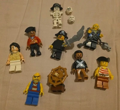 LEGO Lot of 7 Minifigs Pirates  Part Skeleton 2 Skulls Captured Sea Captain Misc - Image 1 of 4