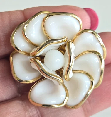 Vintage Trifari Philippe White Poured Glass Camellia Flower Gold Tone Pin 1-7/16 - Image 1 of 4