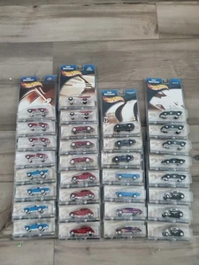 Hot Wheels Lote de (32) 2002 Walmart Exclusivo Auto Hitos Corvette GT-40 ++ - Imagen 1 de 12