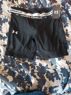 NWT Under Armour Girls HeatGear Armour Bike Shorts YXL Black/White MSRP$25 - Image 1 of 4