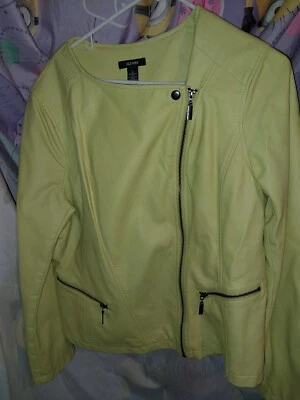 Chaqueta plisada amarilla Alfani. Macys.  Nuevo con etiquetas. Grande. Unisex Foto 1 de 4