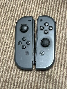 Official Nintendo Switch Joy Con Controller Grey Pair - Picture 1 of 1