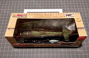 21st Century Ultimate Soldier 1:32 FW-190D-9 Red 3 Waldemar Wübke WWII - Picture 1 of 10