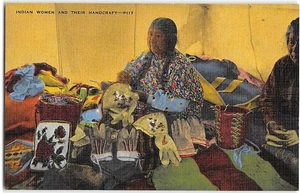 Indianerinnen und ihre Handarbeit Indianer Americana 1940er Kropp Vintage Postkarte - Bild 1 von 2