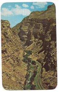 RUGGED CLIFFS Shell Canon Canyon Big Horn Mountains Wyoming WY Postcard 1972 - Picture 1 of 2