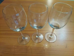 Ein paar Weingläser - klar  - Bild 1 von 4