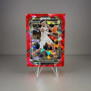 2023 Panini Prizm Draft Picks - Taylor Hendricks #19 Red Ice Prizm (RC) - Bild 1 von 4