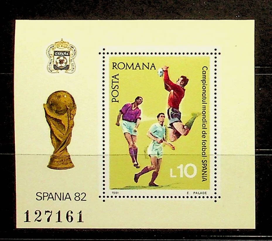 ROMANIA Sc 3048 NH SOUVENIR SHEET OF 1981 - SOCCER WORLD CUP  - Image 1 of 1