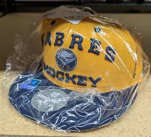 Buffalo Sabres NHL Reebok Center Ice Flat Bill Stretch Fitted Hat S/M NEW - Picture 1 of 6
