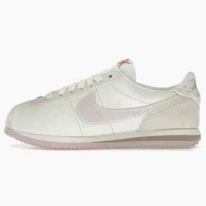 Nike Cortez Valentine's Day (2025) (Women's) - HV6012-161 - EU39 EU37.5 - Bild 1 von 1