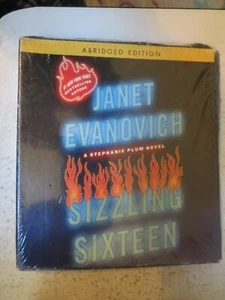 Stephanie Plum Novels Sizzling Sixteen 16 Janet Evanovich(2010, 3 CDs) ABRIDGED - Imagen 1 de 2