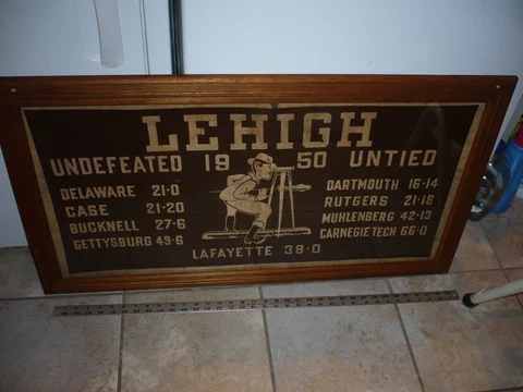 VINTAGE 1950  LEHIGH UNIVERSITY UNDEFEATED FOOTBALL  FELT BANNER PENNANT Cover
